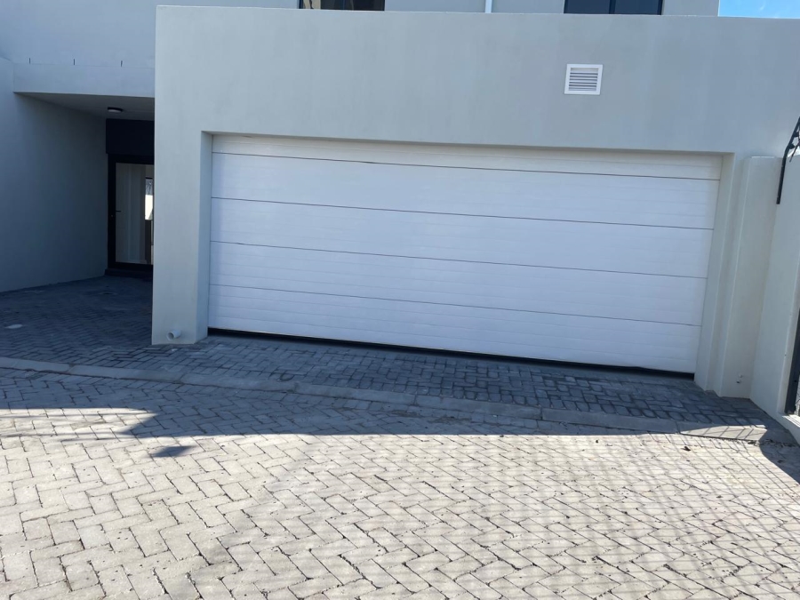 3 Bedroom Property for Sale in Sandown Western Cape